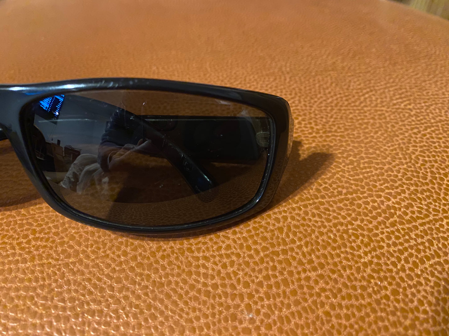 💯 % Authentic Ray-Ban RB4033 Wrap Black/Grey Polarized