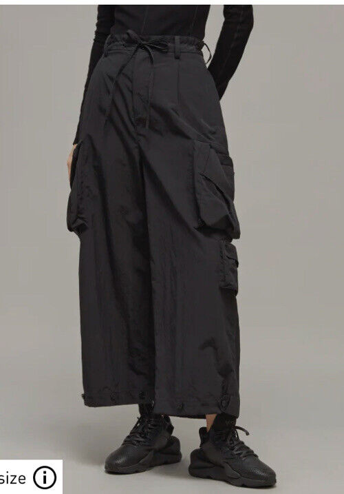 π― % Authentic Y-3 CRINKLE NYLON CUFFED PANTS