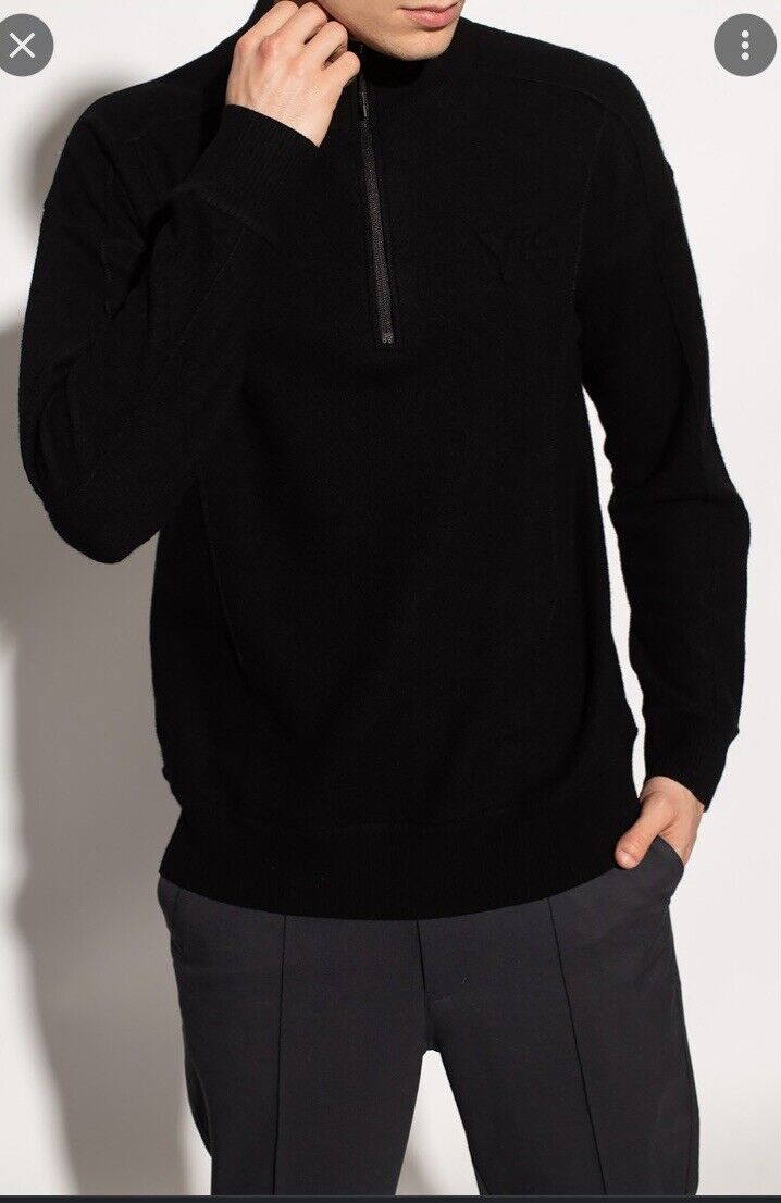 features long sleeves
