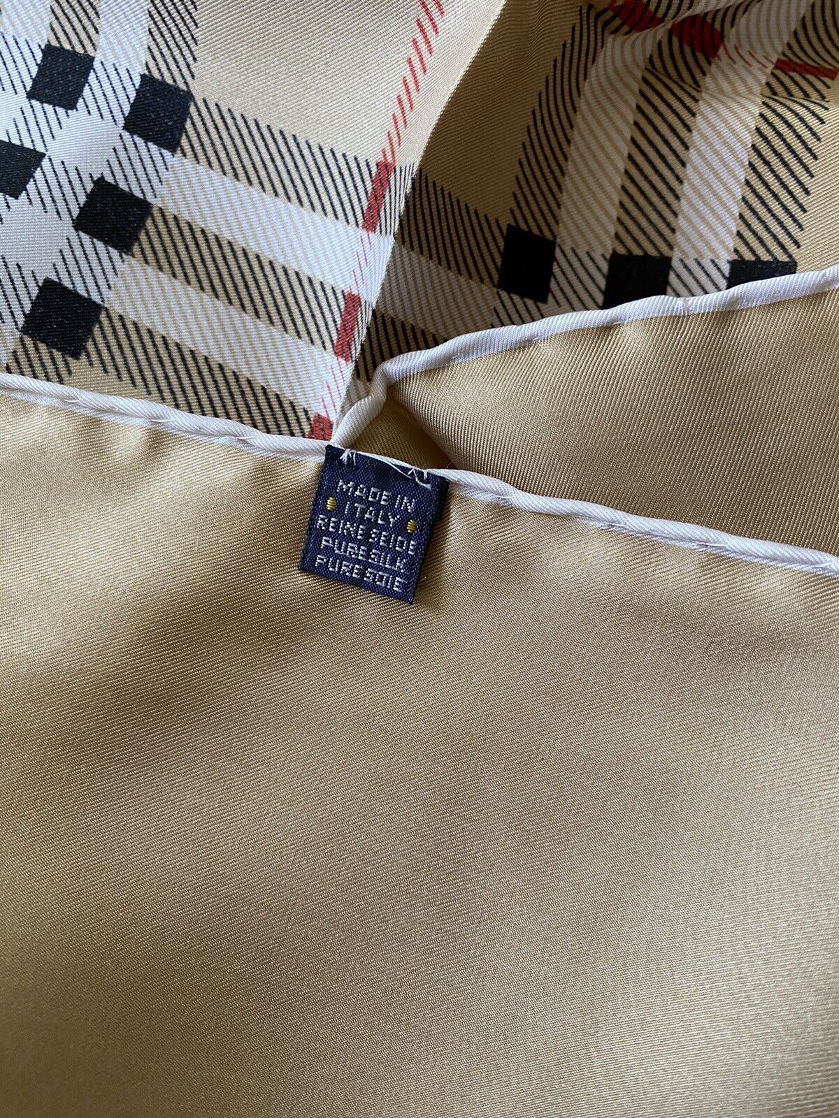 π―% Authentic Beautiful Vintage Burberry Nova check Pure silk scarf 30x30 New.