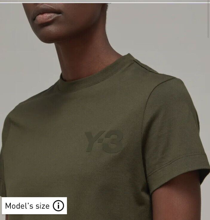 💯 Authentic Unisex Y-3 CLASSIC CHEST LOGO TEE Is M