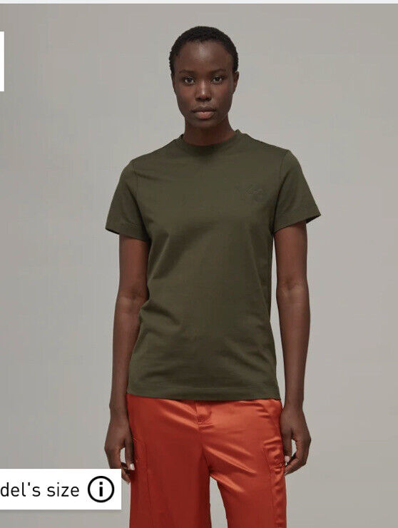 💯 Authentic Unisex Y-3 CLASSIC CHEST LOGO TEE Is M