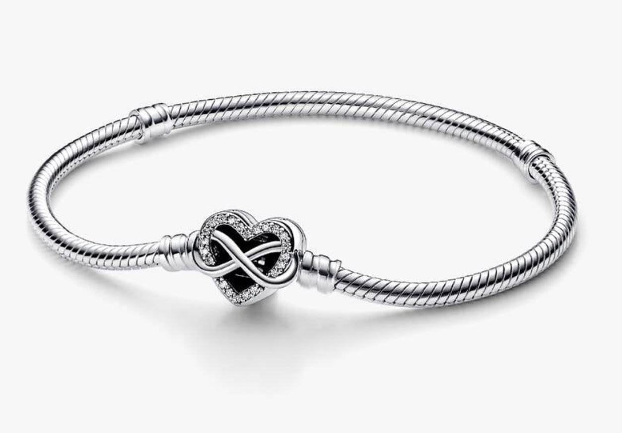 Pandora Moments Sparkling Infinity Heart Clasp Snake Chain Bracelet Sterling silver 7”