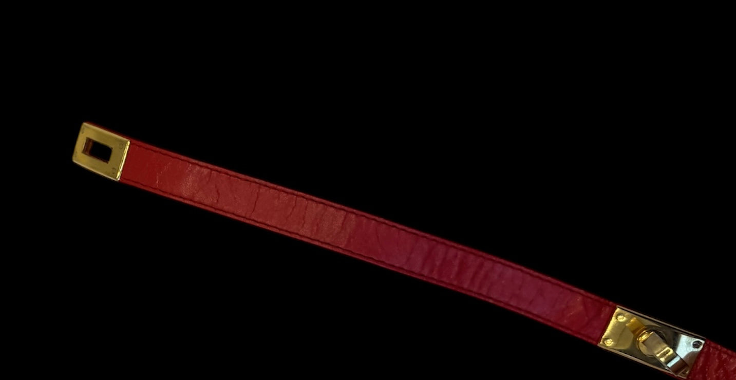 Hermès
Leather Kelly Double Tour Wrap Bracelet Red Epsom Calfskin Leather Gold Hardware S T1