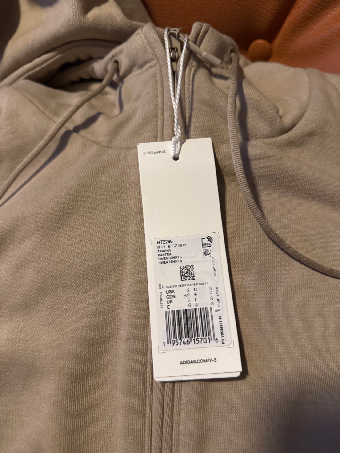 Y-3 Yohji Yamamoto
BACK LOGO FULL-ZIP HOODIE - TRACE KHAKI SIZE S