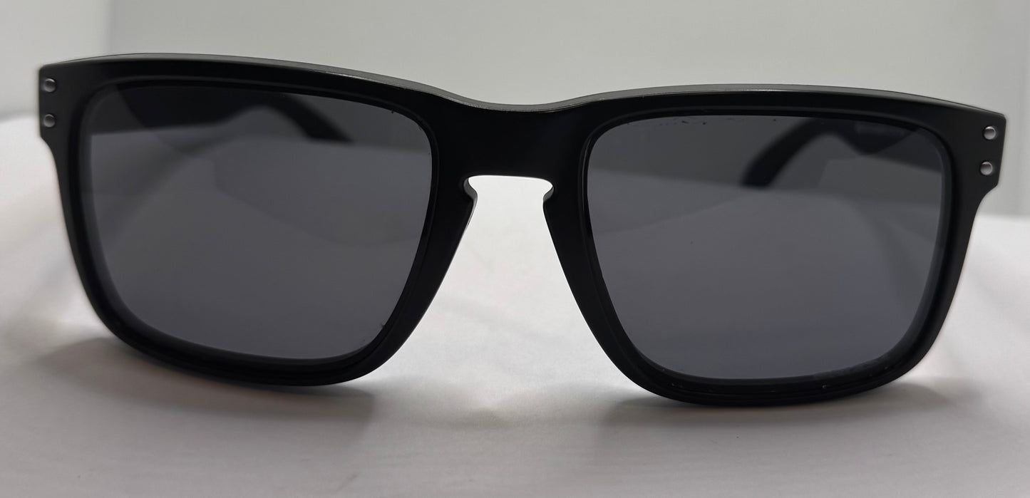 Oakley Holbrook™ Prizm Grey Lenses/Matte Black Frame 57-18 137