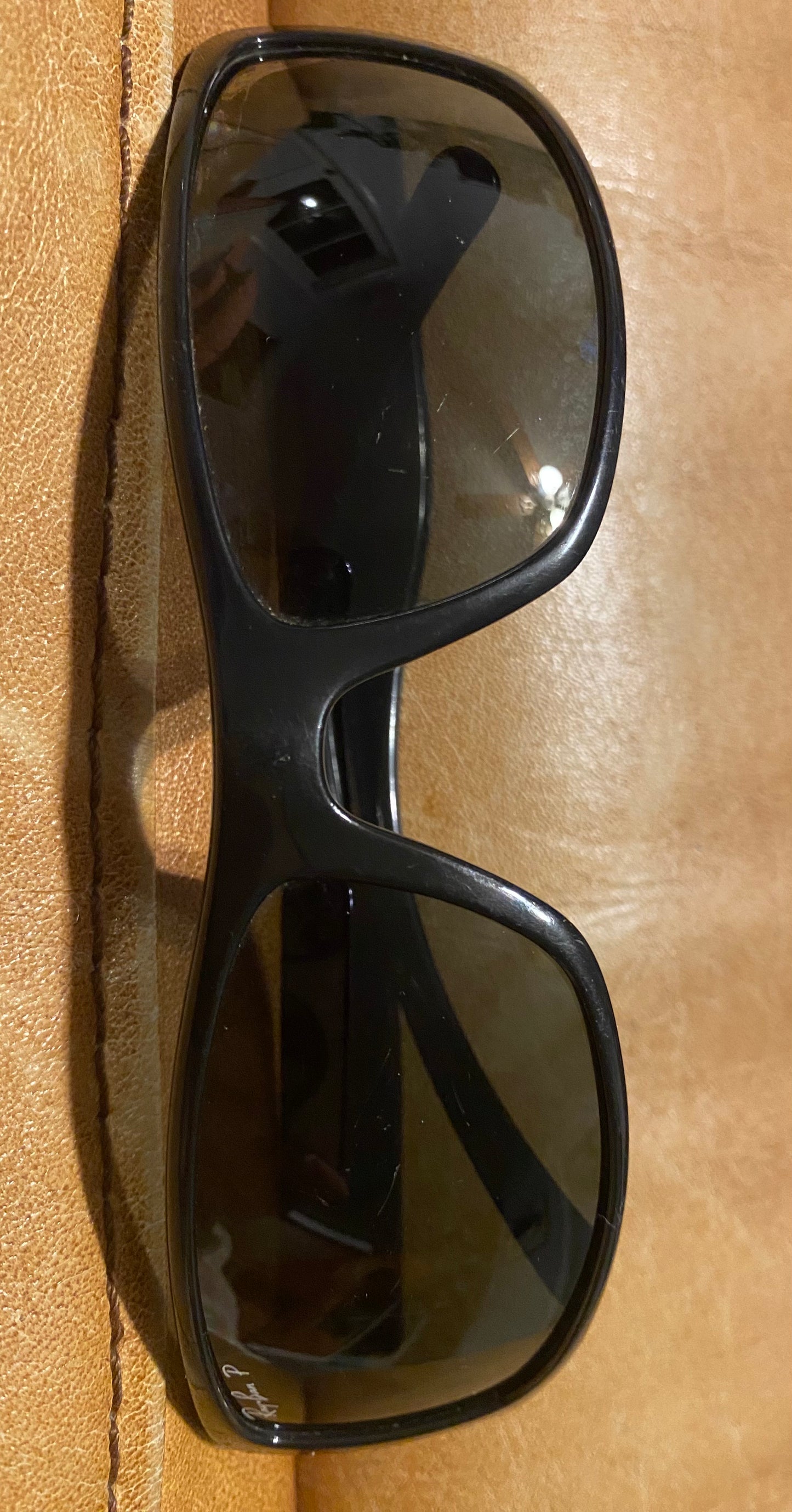 💯 % Authentic Ray-Ban RB4033 Wrap Black/Grey Polarized