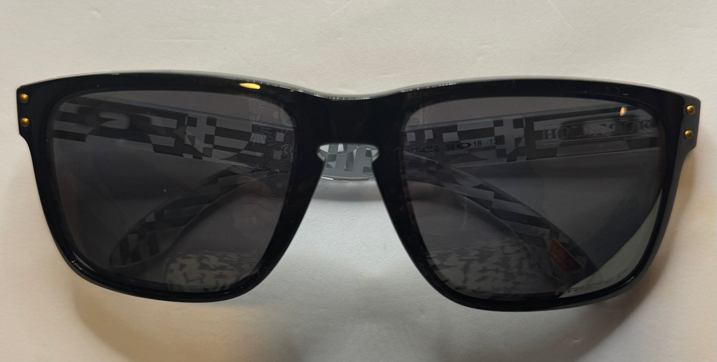 Oackley OO9417-4359 Holbrook™ XL Introspect Collection 59-18 137